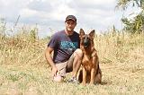 ADULTE ET CHIEN 001
